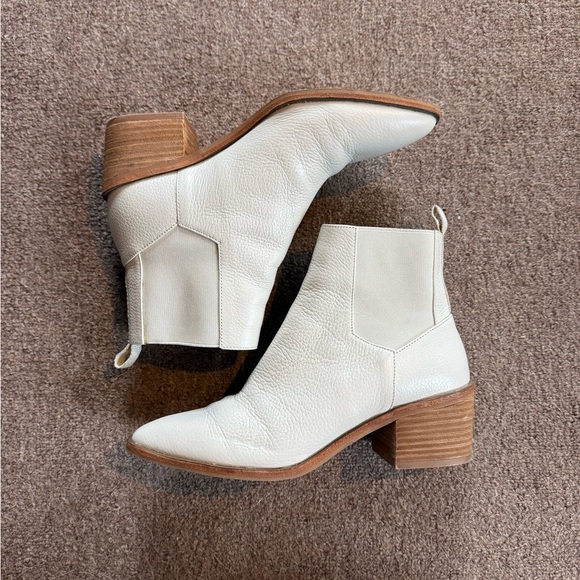 Chinese Laundry Shoes - Chinese Laundry White Leather Bootie